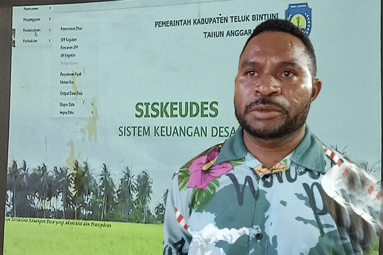 Kepala Kampung Mosum Distrik Moskona Utara, Silas Orocomna, salah satu peserta Pelatihan Bimbingan Teknis Sistim Keuangan Desa (Siskeudes) 2025