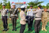 Apel Pasukan Operasi Zebra Mansinam 2025, apel dipimpin Kapolres Teluk Bintuni, AKBP Hari Sutanto,di halaman Mapolres Teluk Bintuni, Senin, (17/11/2025)