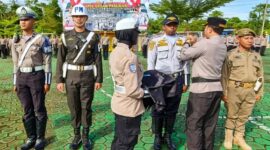 Apel Pasukan Operasi Zebra Mansinam 2025, apel dipimpin Kapolres Teluk Bintuni, AKBP Hari Sutanto,di halaman Mapolres Teluk Bintuni, Senin, (17/11/2025)