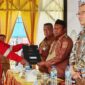 Wakil Bupati Teluk Bintuni Joko Lingara Mengukuhkan dan Melepaskan sebanyak 95 siswa-siswi Lulusan Pusat Pelatihan Teknik Industri dan Migas(P2TIM) Teluk Bintuni angkatan ke 19 Tahun 2025.