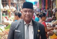 “ Stok sembilan bahan pokok di Kabupaten Teluk Bintuni, hingga akhir Perayaan Natal dan Tahun baru Stoknya Aman, untuk beras Dinas Ketahanan Pangan dan Bulog sudah mempersiapkan sebanyak 20 ton beras sebagai cadangan, jadi semua ada.” Kata Kadin Perindagkop Kabupaten Teluk Bintuni, Dominggus Pattikawa.