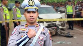 Kasat Lantas Polres Teluk Bintuni, AKP. Yusuf Manelat merilis laporan akhir tahun, terkait Lakalantas sepanjang tahun 2025/ Foto.HumPol TB + Ai