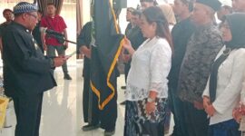 Wakil Bupati Joko Lingara Lantik Pengurus Paguyuban Pasundan Teluk Bintuni 2025-2028