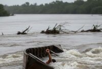 Wahyono Alias Janto yang dilaporkan mengalami Laka Laut yakni perahu yang di tumpanginya terbalik dan terseret arus Kali Tirasai Kampung Kurano Jaya Distrik Manimeri Kabupaten Teluk Bintuni, Jumat(09/01/2026)./ Foto: Ilustrasi AI