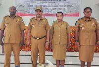 Serah Terima Jabatan Sekretaris Distrik Bintuni dan Lurah Bintuni Timur serta Lurah Bintuni Barat, berlangsung di Aula Distrik Bintuni, Disaksikan Kepala Distrik Bintuni, Mozes Koropasi. Senin (02/02/2026) Pagi.