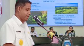 Bupati Teluk Bintuni membuka Penyuluhan Produk Hukum, Narasumber dari Kejaksaan Negeri.