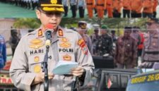 Kapolres Teluk Bintuni AKBP Hari Sutanto, bertindak langsung sebagai Inspektur Upacara Apel Pasukan Operasi Ketupat Mansinam 2026 Polres Teluk Bintuni